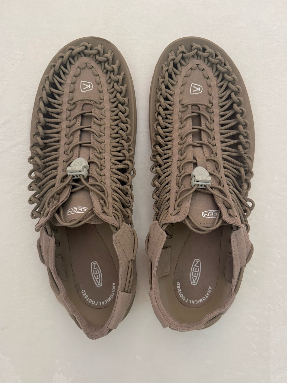 Keen Men’s UNEEK Sandals - size 14 (US) - Taupe
